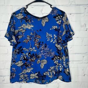 W5 medium blue top
